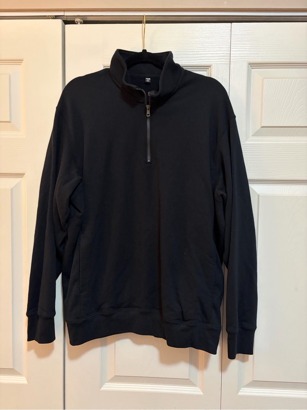Uniqlo Black Zip-Up Quarter Collar Sweater